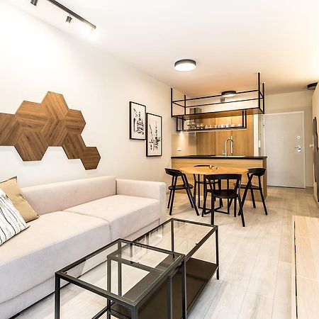 Super-Apartamenty Exclusive พอซนาน ภายนอก รูปภาพ