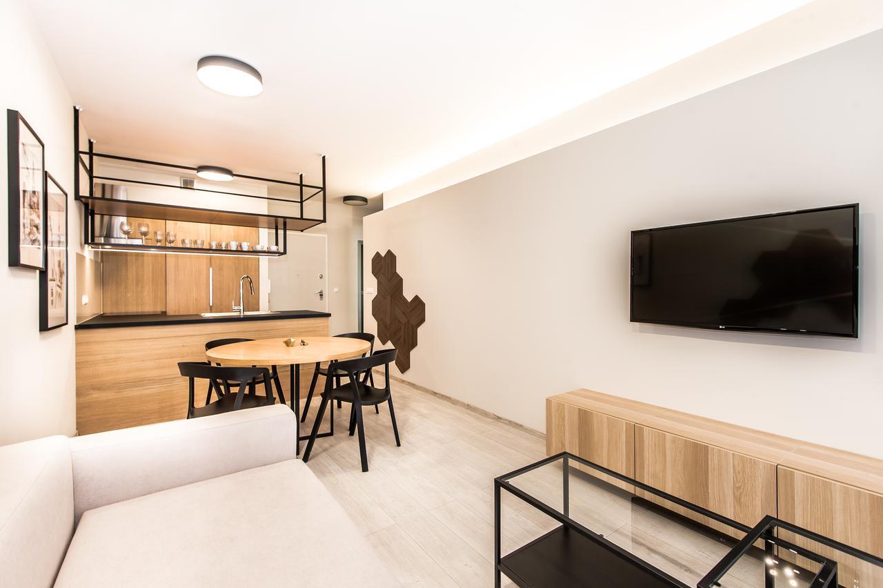 Super-Apartamenty Exclusive พอซนาน ภายนอก รูปภาพ